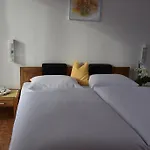Vocario 3*